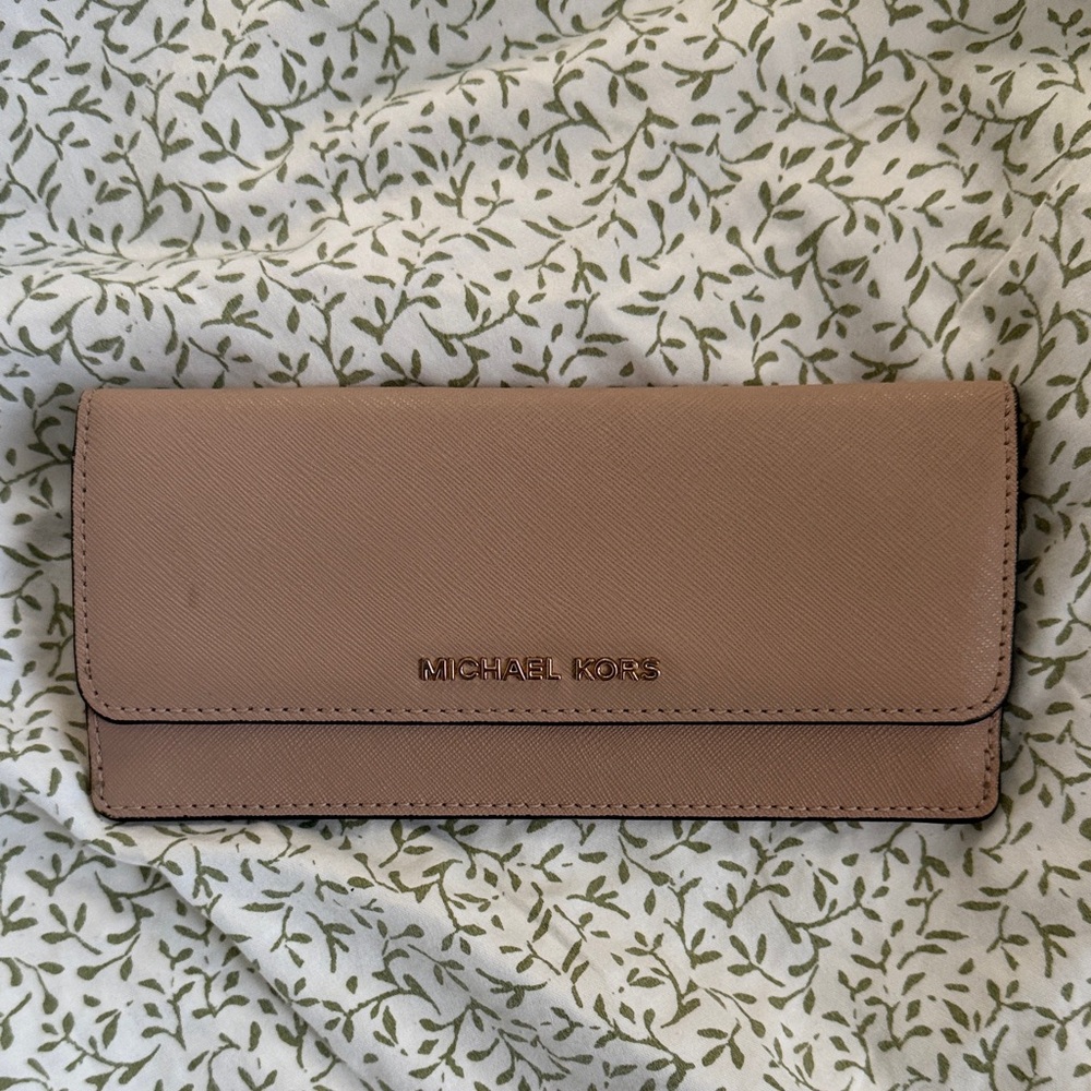 Michael Kors Blush Pink Wallet